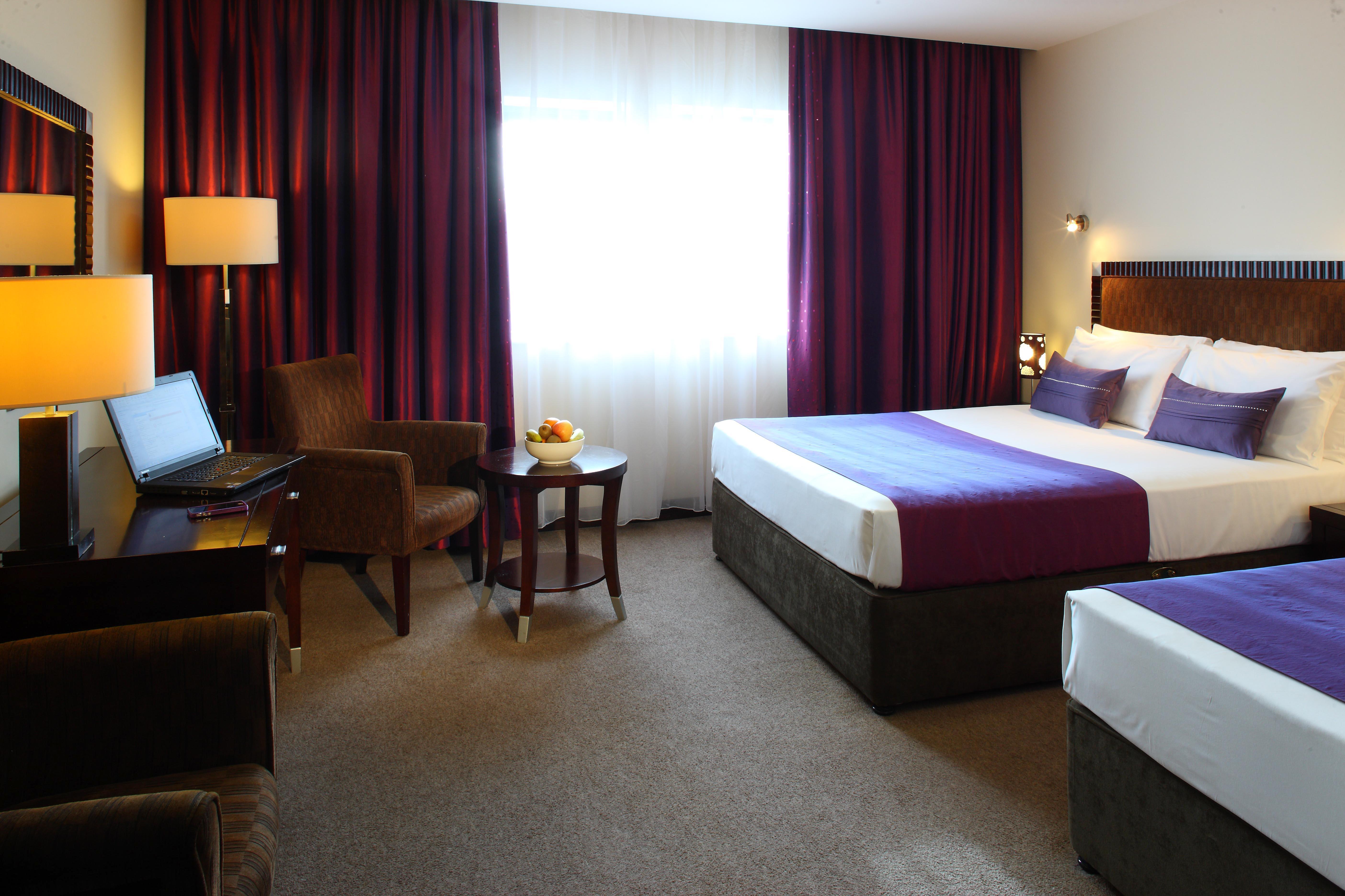 Mcgettigans Hotel Letterkenny Esterno foto