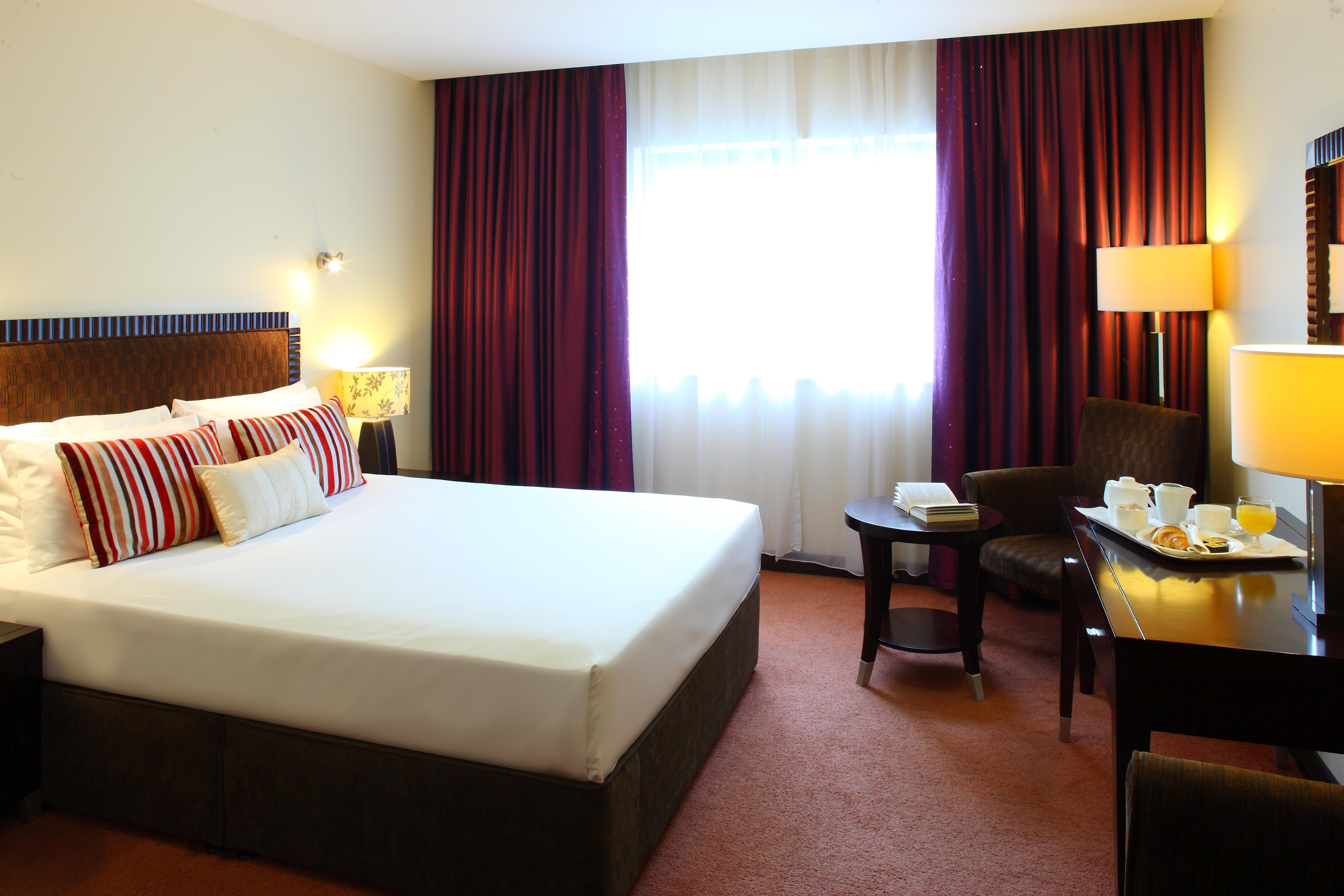 Mcgettigans Hotel Letterkenny Esterno foto