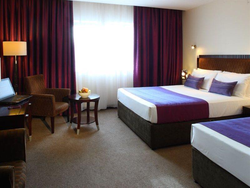 Mcgettigans Hotel Letterkenny Esterno foto