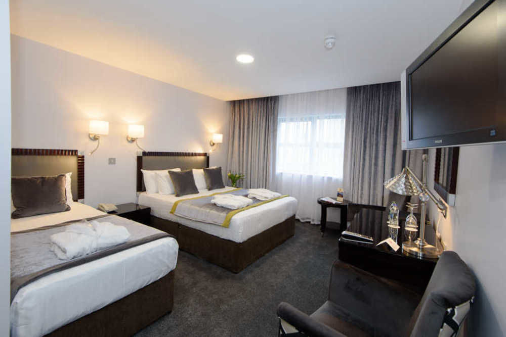 Mcgettigans Hotel Letterkenny Esterno foto