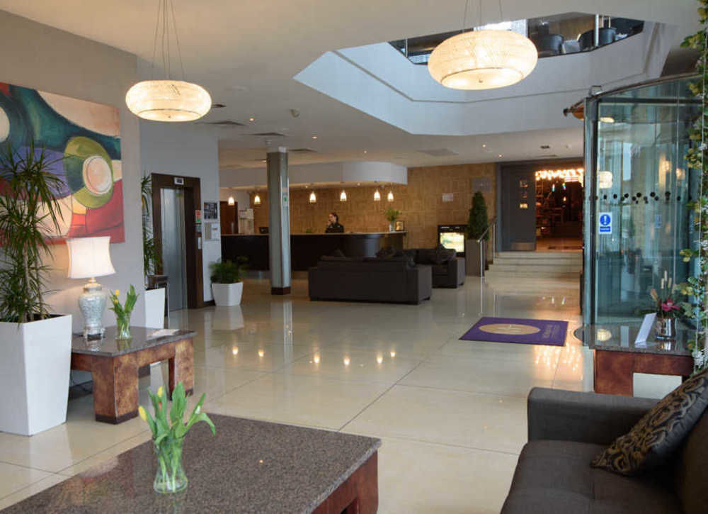 Mcgettigans Hotel Letterkenny Esterno foto